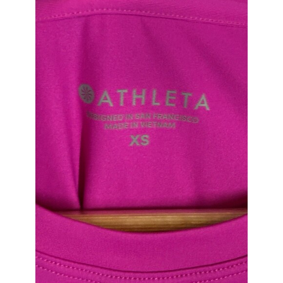 Athleta Fuchsia Pink Cadence Tee Short Sleeve Women's Workout Top Size XS EUC - Picture 6 of 12